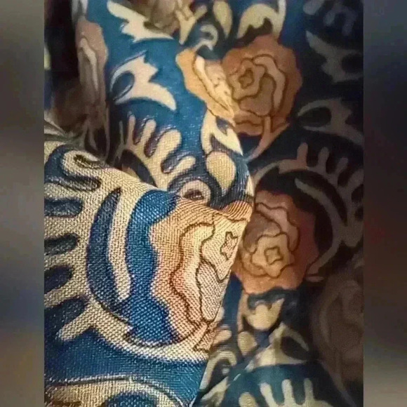 Reversible SILK OSFA Wrap Skirt - Picture 9 of 15